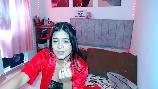 Snapshot of JossieGrey chatting on 01-26-25, 02:19 JossieGrey online show from 01-26-25, 02:19