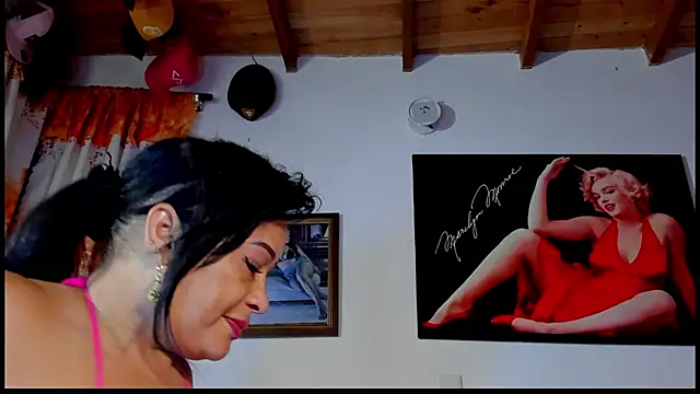 seleneh online show from 09-17-25, 11:17