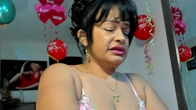 Snapshot of seleneh chatting on 02-16-26, 09:00 seleneh online show from 02-16-26, 09:00