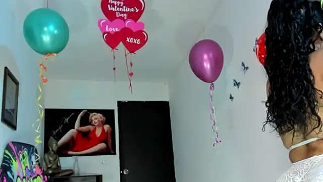 Snapshot of seleneh chatting on 02-18-26, 09:44 seleneh online show from 02-18-26, 09:44