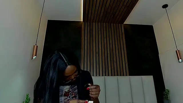 nahomi campbell online show from 02-05-25, 07:31