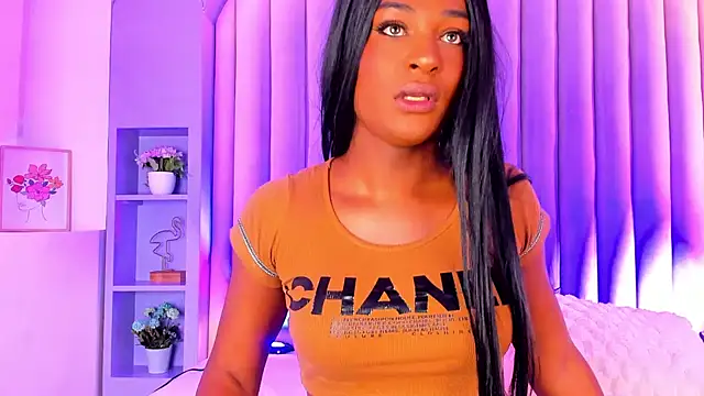 nahomi campbell online show from 02-15-25, 07:39