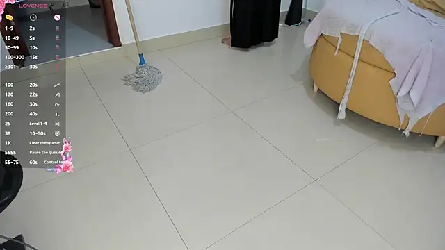 Snapshot of Amina_hafsa chatting on 07-09-26, 10:14 Amina hafsa online show from 07-09-26, 10:14