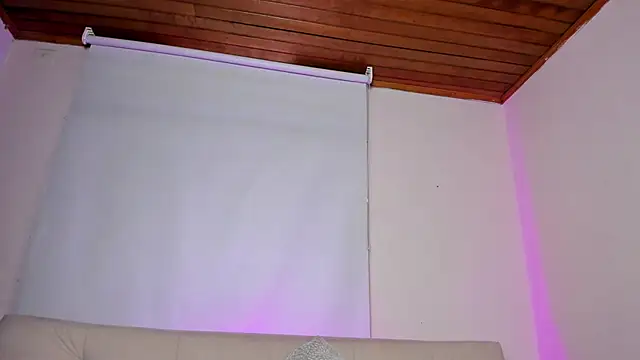 roselinedior online show from 12-18-24, 04:28