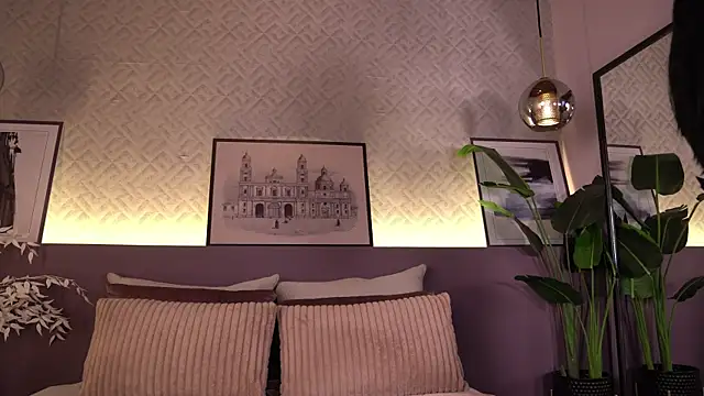 ElleDiane online show from 07-13-26, 12:13