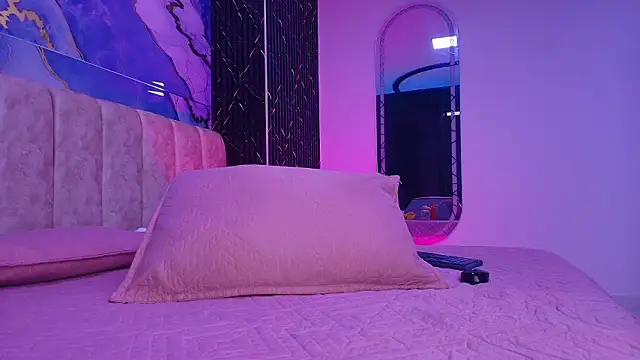 Snapshot of arl_chloee chatting on 03-12-26, 03:01 arl chloee online show from 03-12-26, 03:01