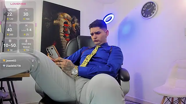 Nicolas Fellener online show from 10-18-25, 03:20