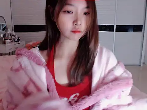 -Lucky Girl online show from 12-21-24, 01:15
