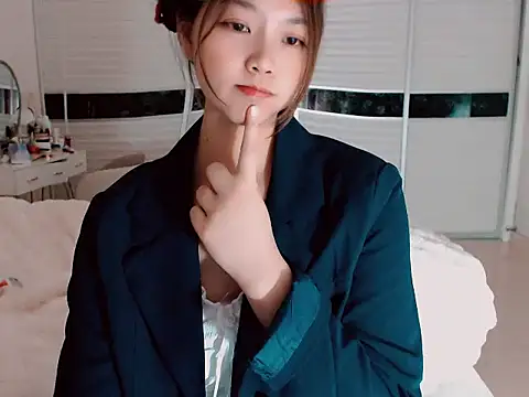 -Lucky Girl online show from 12-26-24, 02:48