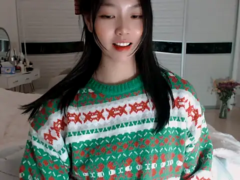 -Lucky Girl online show from 12-31-24, 02:25