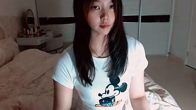 -Lucky Girl online show from 05-06-26, 01:16