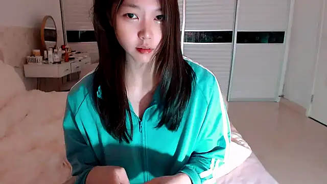 -Lucky Girl online show from 05-10-26, 02:17