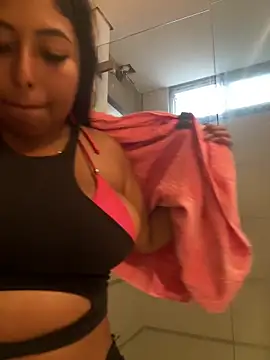 emmyjhonson07 online show from 03-21-25, 10:39