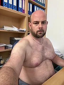 bearlover992 online show from 03-16-25, 06:01