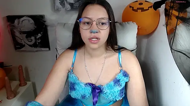 Snapshot of SamanthaRoldaan chatting on 10-31-25, 02:18 SamanthaRoldaan online show from 10-31-25, 02:18