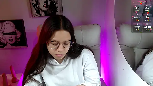 SamanthaRoldaan online show from 11-19-25, 01:55