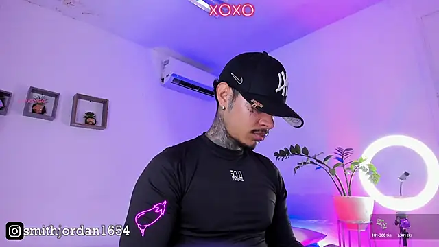 JordanSmiith  online show from 01-06-25, 08:39