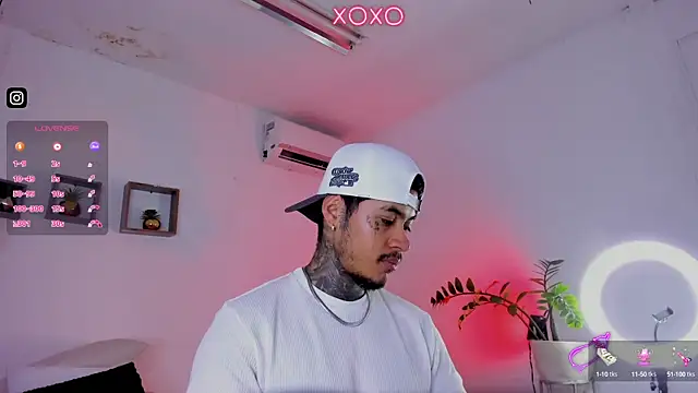 JordanSmiith  online show from 01-25-25, 08:31