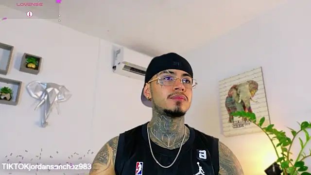 JordanSmiith  online show from 03-11-26, 09:10