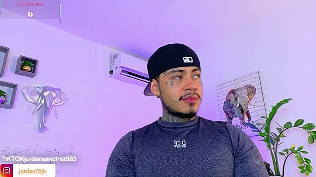 JordanSmiith  online show from 05-09-26, 08:47