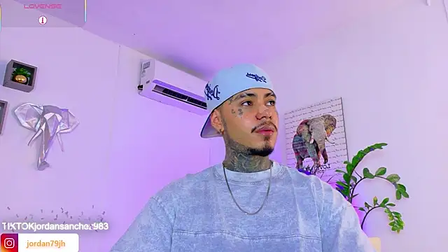 JordanSmiith  online show from 05-15-26, 09:00
