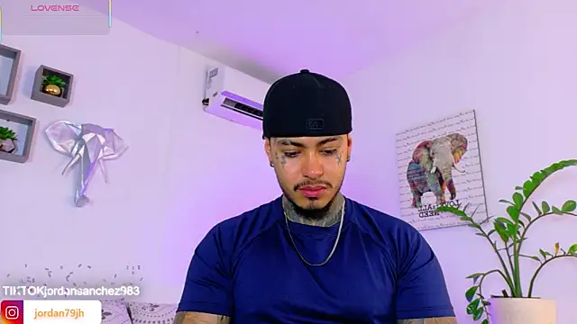 JordanSmiith  online show from 06-06-26, 09:52