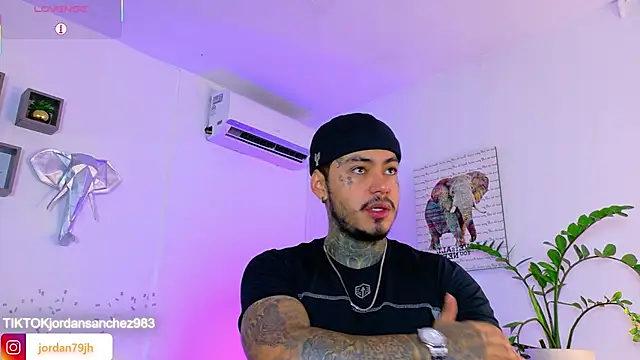 JordanSmiith  online show from 06-21-26, 04:09