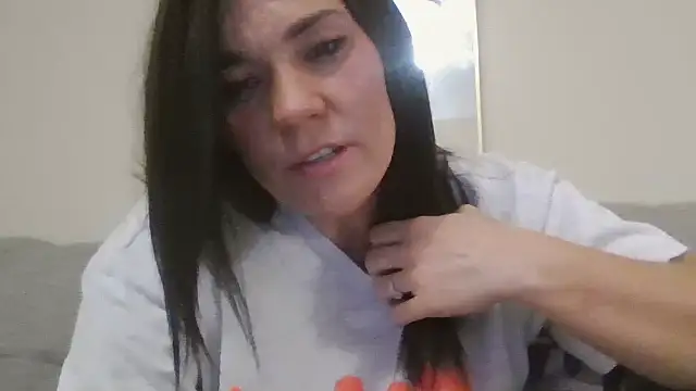 Aahananicole online show from 06-07-26, 07:56