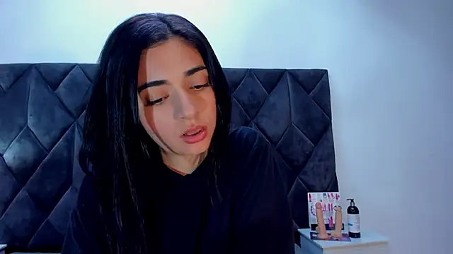 Snapshot of Linisprincehot69 chatting on 01-19-25, 03:39 Linisprincehot69 online show from 01-19-25, 03:39