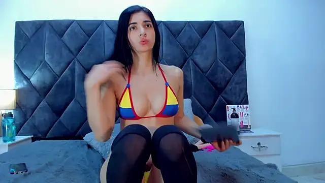 Snapshot of Linisprincehot69 chatting on 01-19-25, 05:28 Linisprincehot69 online show from 01-19-25, 05:28