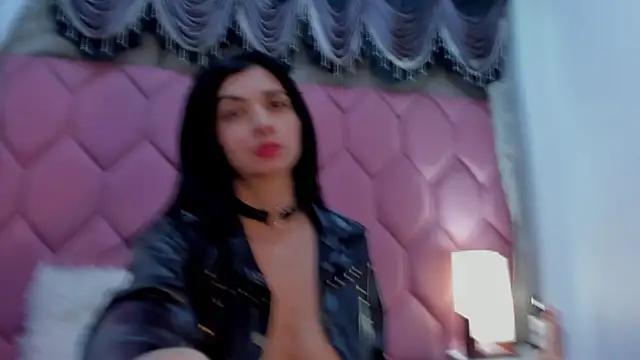 Snapshot of Linisprincehot69 chatting on 02-15-25, 05:09 Linisprincehot69 online show from 02-15-25, 05:09