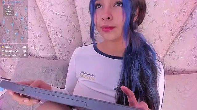 chloe watson  online show from 01-29-25, 01:16