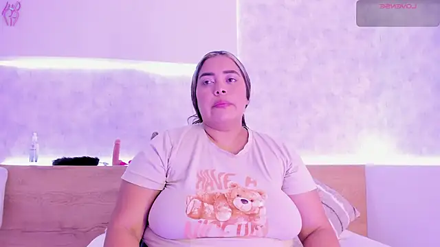 Snapshot of tatijara chatting on 01-20-25, 12:25 tatijara online show from 01-20-25, 12:25