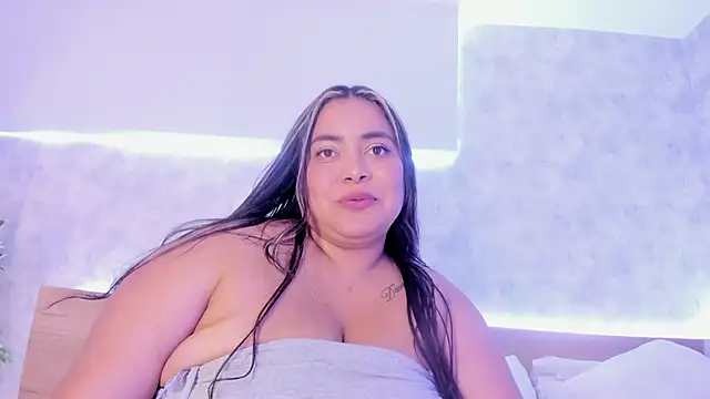 Snapshot of tatijara chatting on 02-03-25, 06:34 tatijara online show from 02-03-25, 06:34