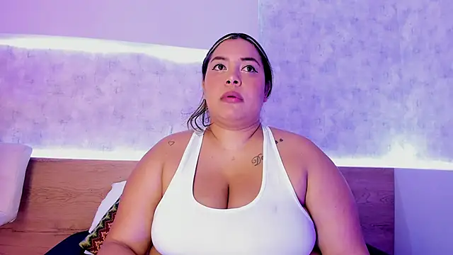 Snapshot of tatijara chatting on 02-09-25, 03:00 tatijara online show from 02-09-25, 03:00