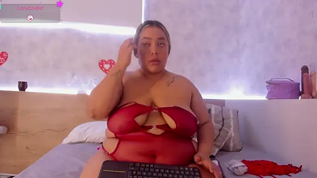 Snapshot of tatijara chatting on 02-27-25, 06:07 tatijara online show from 02-27-25, 06:07