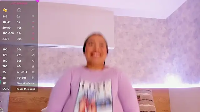 Snapshot of tatijara chatting on 03-09-25, 03:22 tatijara online show from 03-09-25, 03:22