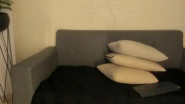 Snapshot of tatijara chatting on 09-20-25, 11:22 tatijara online show from 09-20-25, 11:22