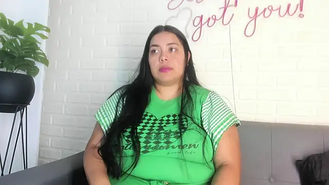 Snapshot of tatijara chatting on 10-09-25, 07:12 tatijara online show from 10-09-25, 07:12