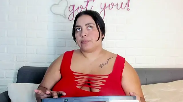 Snapshot of tatijara chatting on 10-11-25, 07:01 tatijara online show from 10-11-25, 07:01