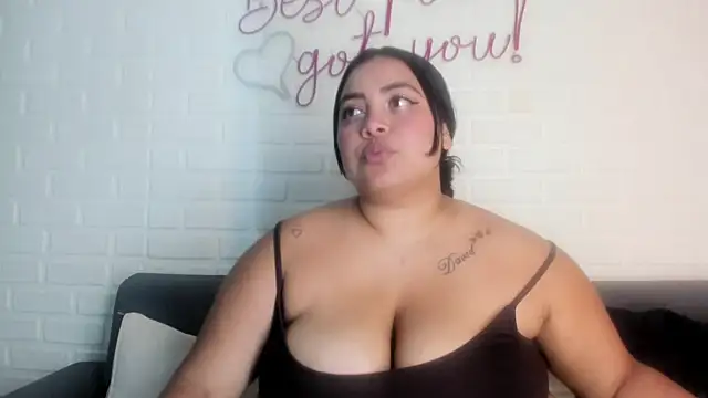 Snapshot of tatijara chatting on 10-12-25, 07:24 tatijara online show from 10-12-25, 07:24