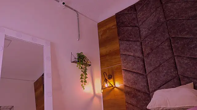 eva daemon online show from 11-07-25, 11:49