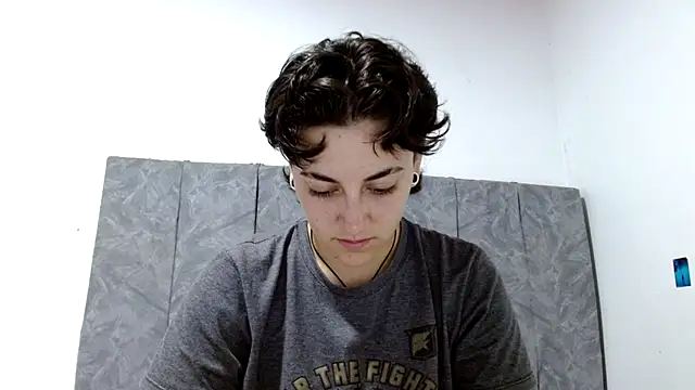 linda 33 online show from 11-23-25, 01:16