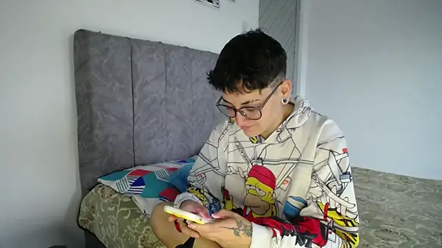 linda 33 online show from 02-16-26, 07:32