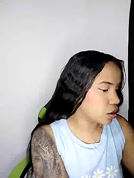 Snapshot of leila_22 chatting on 01-26-25, 12:16 leila 22 online show from 01-26-25, 12:16