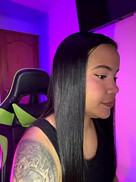 Snapshot of leila_22 chatting on 09-29-25, 07:57 leila 22 online show from 09-29-25, 07:57