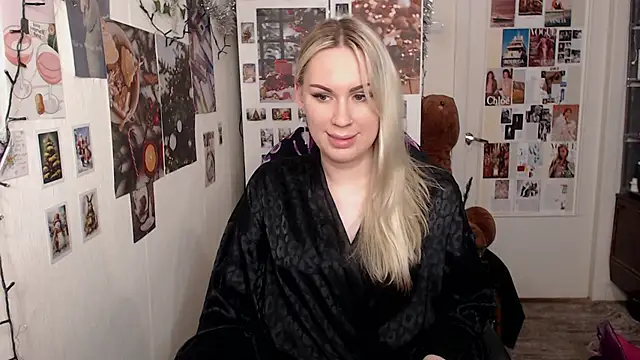 CapriScorpion online show from 12-13-24, 03:32