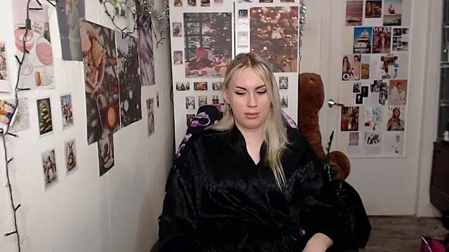 CapriScorpion online show from 12-14-24, 08:56