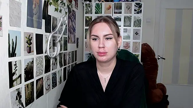 CapriScorpion online show from 10-02-25, 09:27