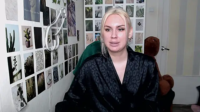 CapriScorpion online show from 10-16-25, 11:44